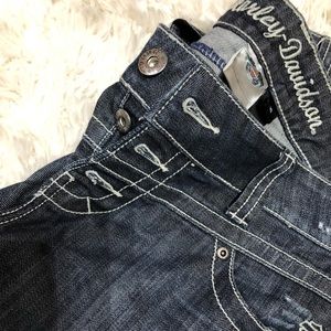 Harley Davidson size 10 crop Capri jeans. Too cute too fun for summer riding.